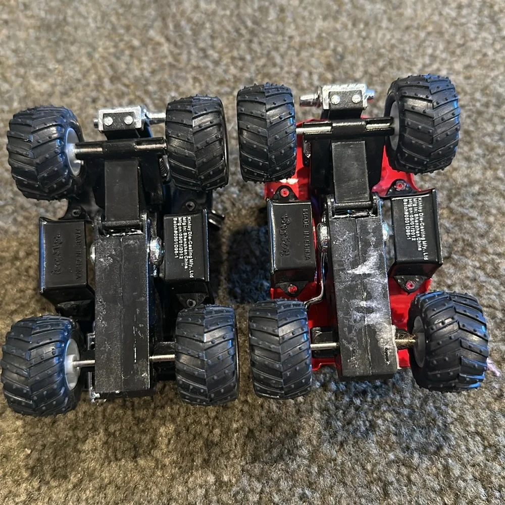 2 Pull Back ATVs